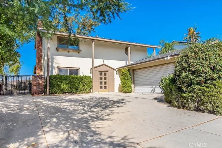 Luxury Home Purchase, Calabasas CA