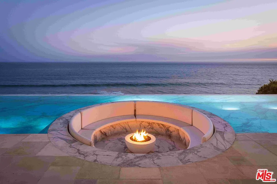 Luxury Estate Background
